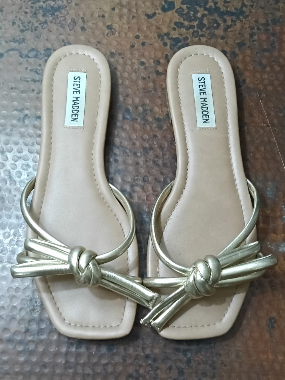 Steve Madden Sz. 8.5 Maura Square Toe Knotted Strap Flat Sandal - Picture 5 of 15